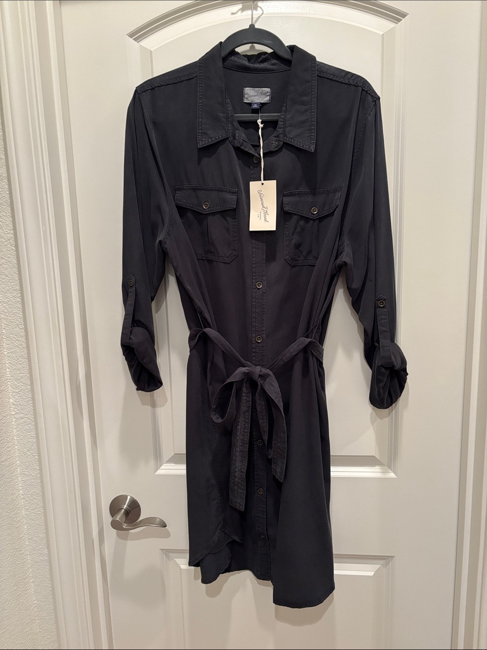 Universal Thread Black Button-Front Shirt Dress with Tie Waist in size XXL